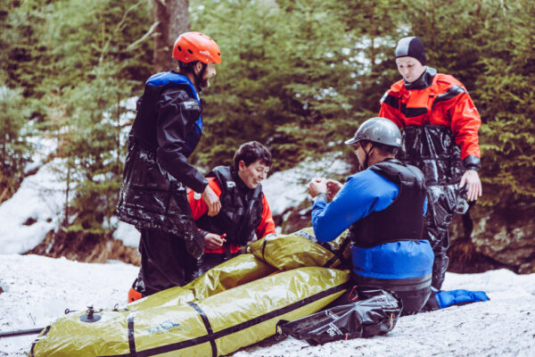 anfibio-packrafting-partner-reparatur